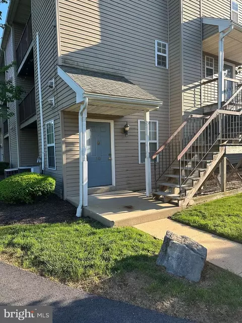 801 Christopher Dr, Reading, PA 19610