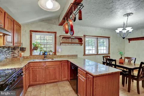 Kitchen - 1820 Liggett Ave, Reading, PA 19607 photo 2 of 3