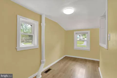 Entry Way - 1820 Liggett Ave, Reading, PA 19607 photo 1 of 2