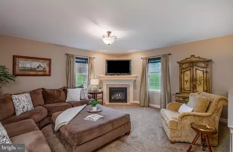 310 Valley Ct, Reading, PA 19608 photo 19