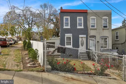 542 S 12th St, Reading, PA 19602