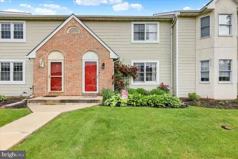 15 3 Cranberry Rdg, Reading, PA 19606