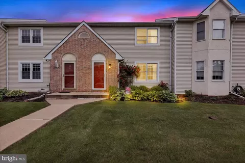 15 3 Cranberry Rdg, Reading, PA 19606 photo 2