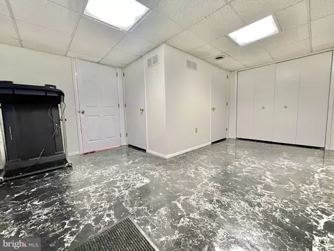 19 Warwick Ct, Reading, PA 19606 photo 38