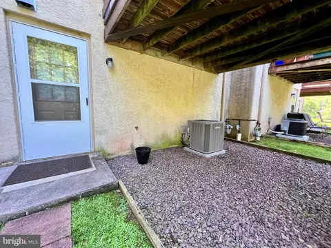 19 Warwick Ct, Reading, PA 19606 photo 41