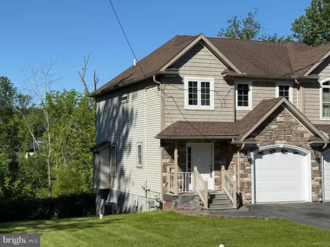 130 Pennwyn Pl, Reading, PA 19607