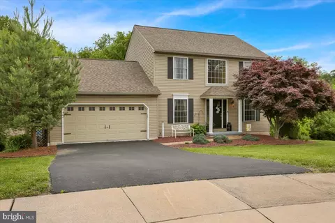 7 Kantner Ln N, Reading, PA 19607