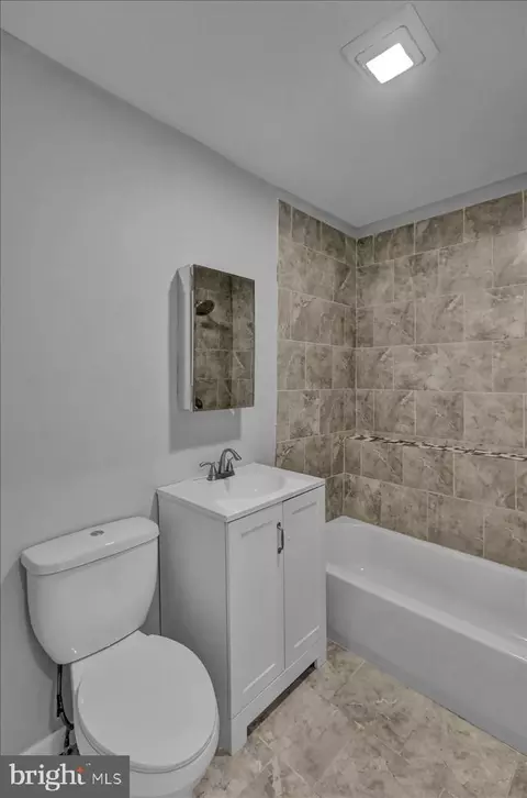 918 Spring St, Reading, PA 19604 photo 22