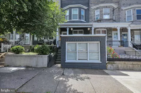 918 Spring St, Reading, PA 19604 photo 2