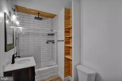 918 Spring St, Reading, PA 19604 photo 17