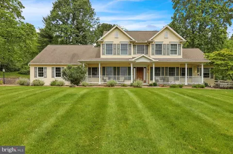 954 Freemansville Rd, Reading, PA 19607
