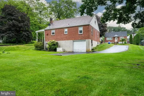 2007 Myrtle St, Reading, PA 19605 photo 26