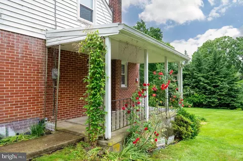 2007 Myrtle St, Reading, PA 19605 photo 30