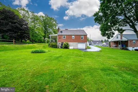 2007 Myrtle St, Reading, PA 19605 photo 27