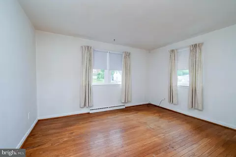 2007 Myrtle St, Reading, PA 19605 photo 17