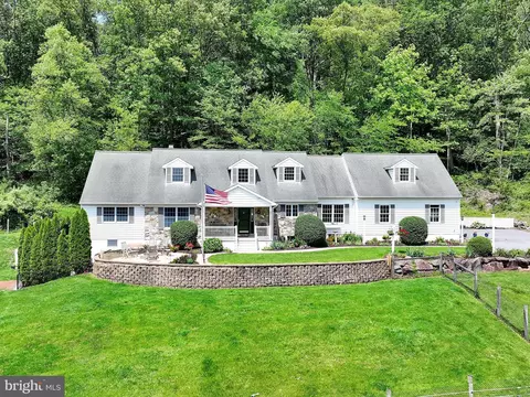 5171 Diehl Rd, Mohnton, PA 19540