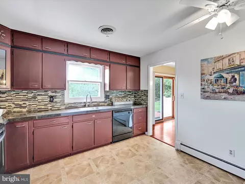 Kitchen - 315 Morrison Rd, Reading, PA 19601 photo 3 of 3