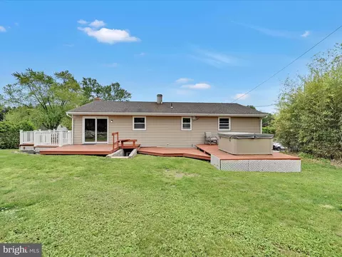 Exterior - 315 Morrison Rd, Reading, PA 19601 photo 6 of 7