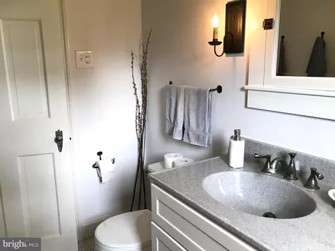 38 Spruce St, Reading, PA 19607 photo 32