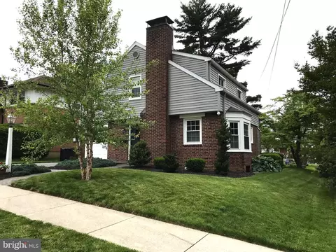 38 Spruce St, Reading, PA 19607 photo 3