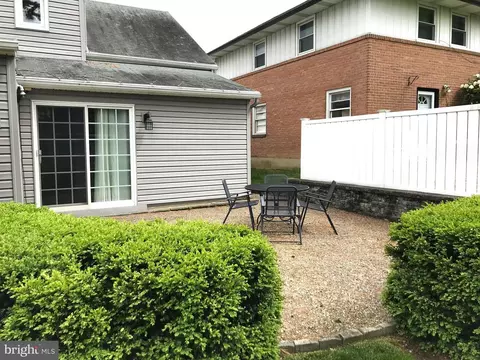 38 Spruce St, Reading, PA 19607 photo 50