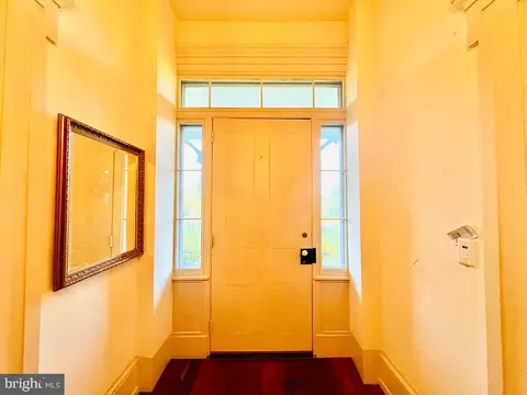 Entry Way - 3394 State Hill Rd, Reading, PA 19608 photo 2 of 11