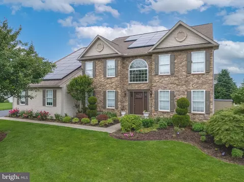 58 Pacific Ave, Reading, PA 19608