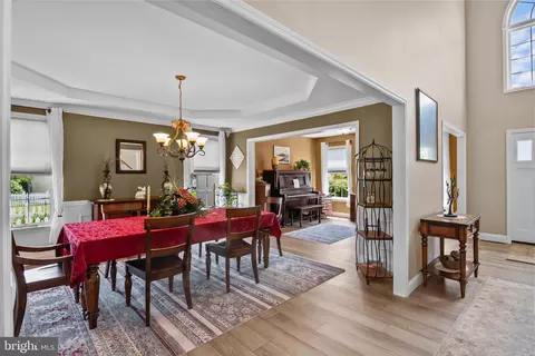 Entry Way - 58 Pacific Ave, Reading, PA 19608 photo 1 of 9