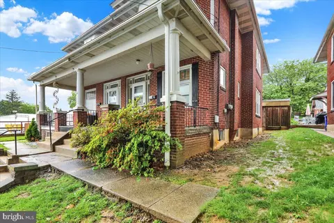 Exterior - 913 Gregg Ave, Reading, PA 19607 photo 2 of 5