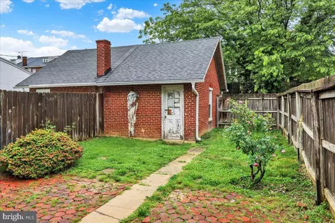 Exterior - 913 Gregg Ave, Reading, PA 19607 photo 4 of 5