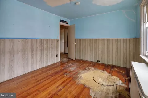 Bedroom - 913 Gregg Ave, Reading, PA 19607 photo 3 of 3