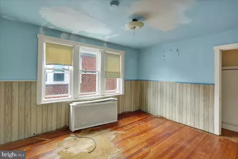 Bedroom - 913 Gregg Ave, Reading, PA 19607 photo 2 of 3