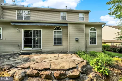 203 Barrington Dr, Reading, PA 19607 photo 42