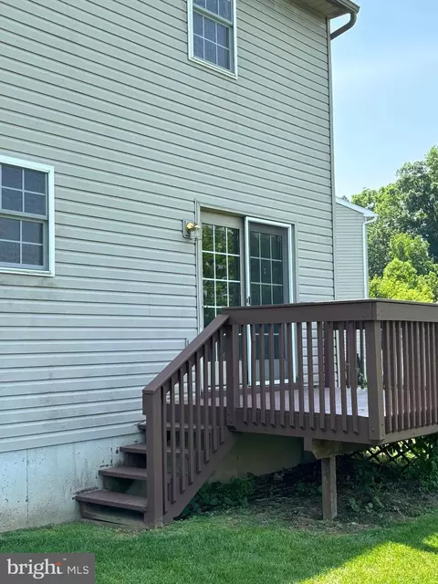 Exterior - 348 Sioux Ct, Sinking Spring, PA 19608 photo 5 of 5