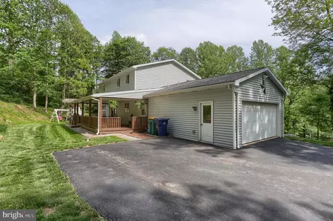 46 Gelsinger Rd, Reading, PA 19608 photo 4