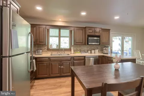 46 Gelsinger Rd, Reading, PA 19608 photo 7