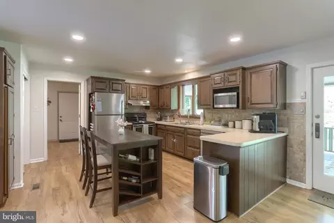 46 Gelsinger Rd, Reading, PA 19608 photo 9