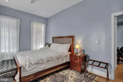 526 Windsor St, Reading, PA 19601 photo 23