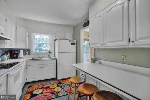 Kitchen - 3012 Octagon Ave, Reading, PA 19608 photo 2 of 2