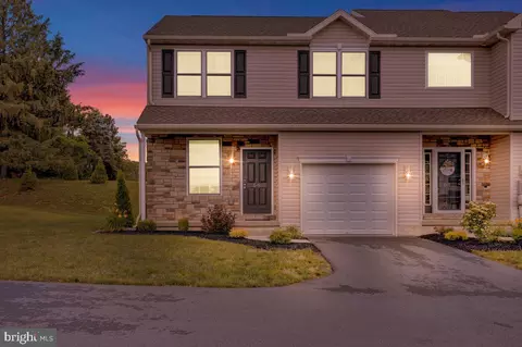 66 Helene Ct, Hamburg, PA 19526