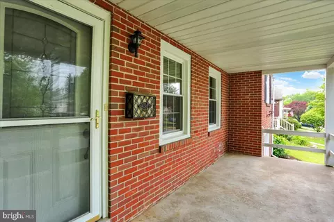 702 State St, Reading, PA 19607 photo 5