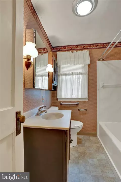 702 State St, Reading, PA 19607 photo 18