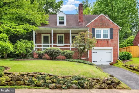 702 State St, Reading, PA 19607