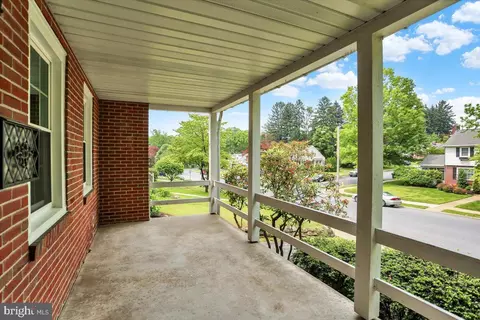 702 State St, Reading, PA 19607 photo 6