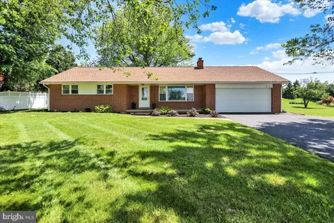 431 Sharadin Rd, Kutztown, PA 19530