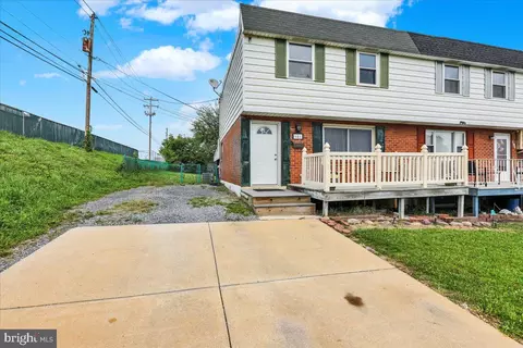 641 Centre St, Reading, PA 19605