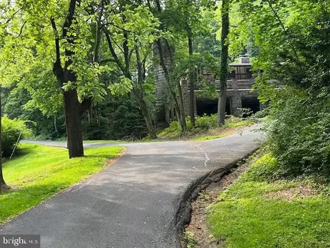 Other - 214 Meadow Glen Ln, Reading, PA 19607 photo 5 of 7
