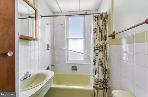 2942 Oley Turnpike Rd, Reading, PA 19606 photo 9
