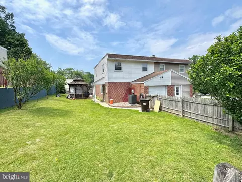 Exterior - 807 Rabbit Ln, Reading, PA 19606 photo 1 of 3