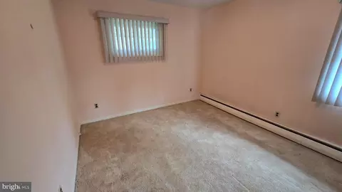 419 Holland, Reading, PA 19607 photo 10